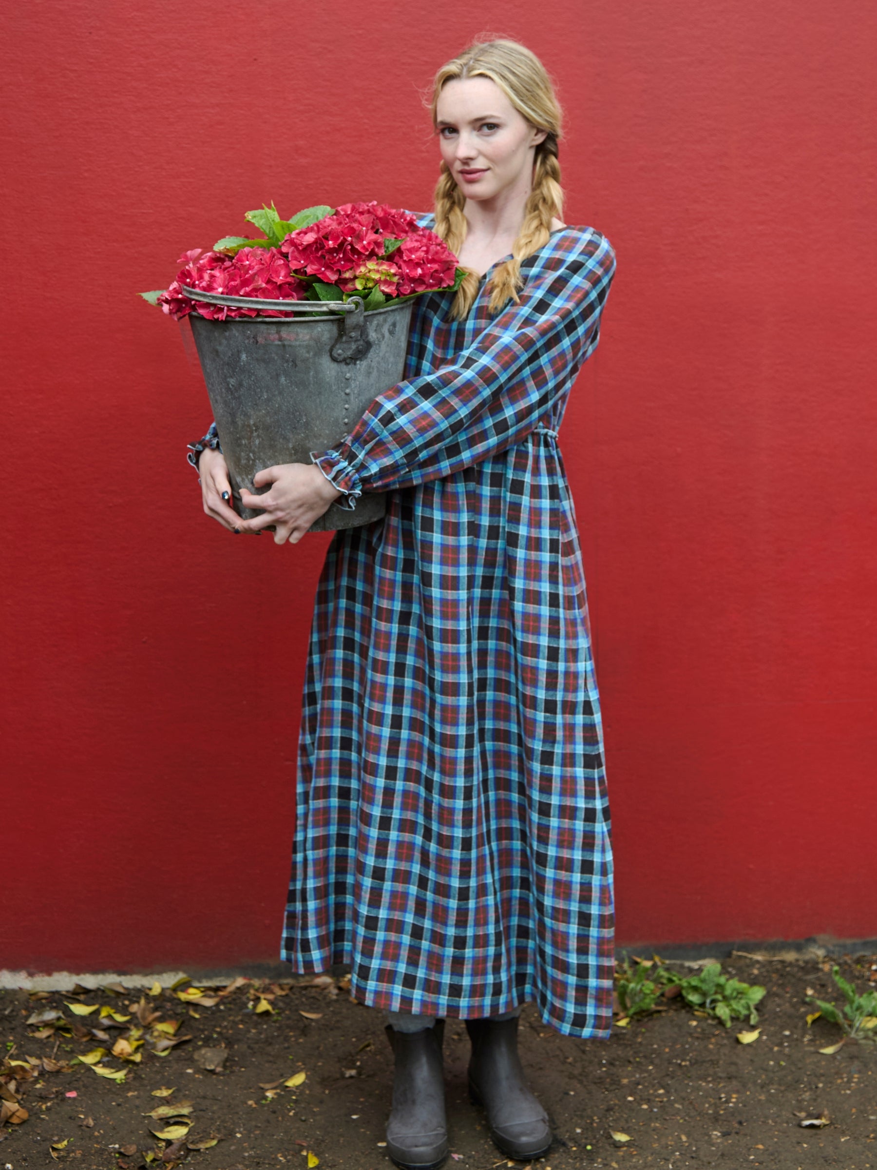 Long Sleeve Stepney Dress in Waterford Irish Linen