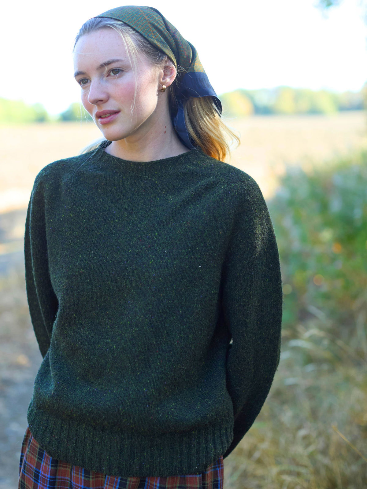 Cropped Crew-Neck in Tweed Green