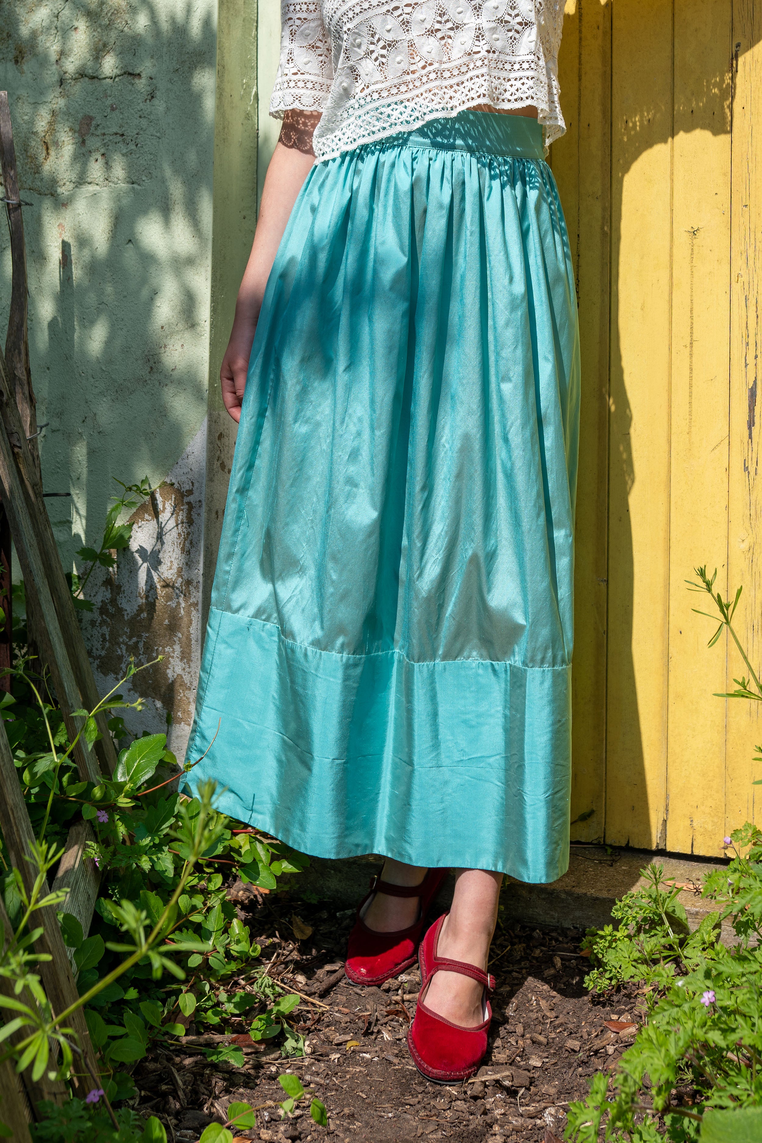 Bobbie Skirt in Aqua Silk