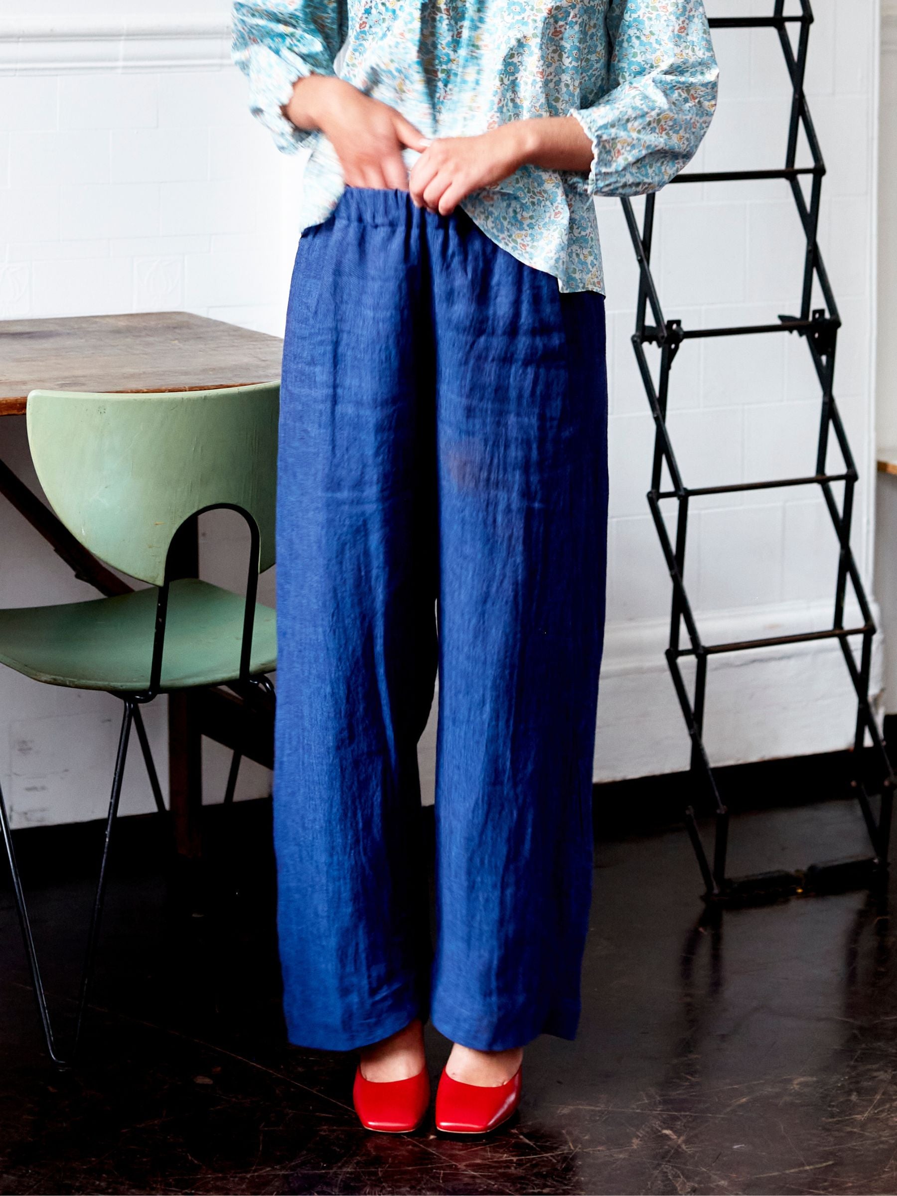 Hove Trouser in Marine Irish Linen Twill