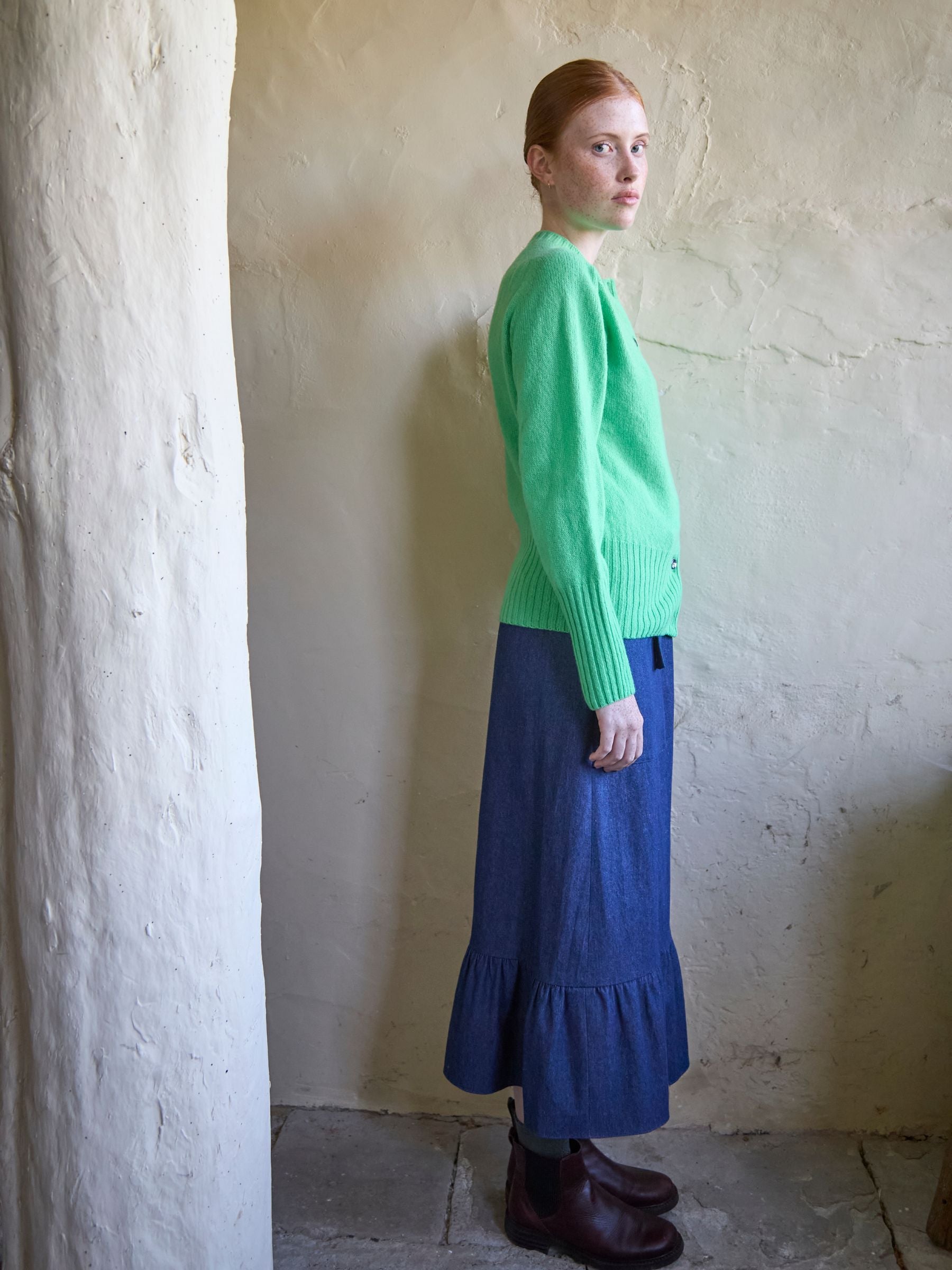 Iona Cardigan in Apple Lambswool