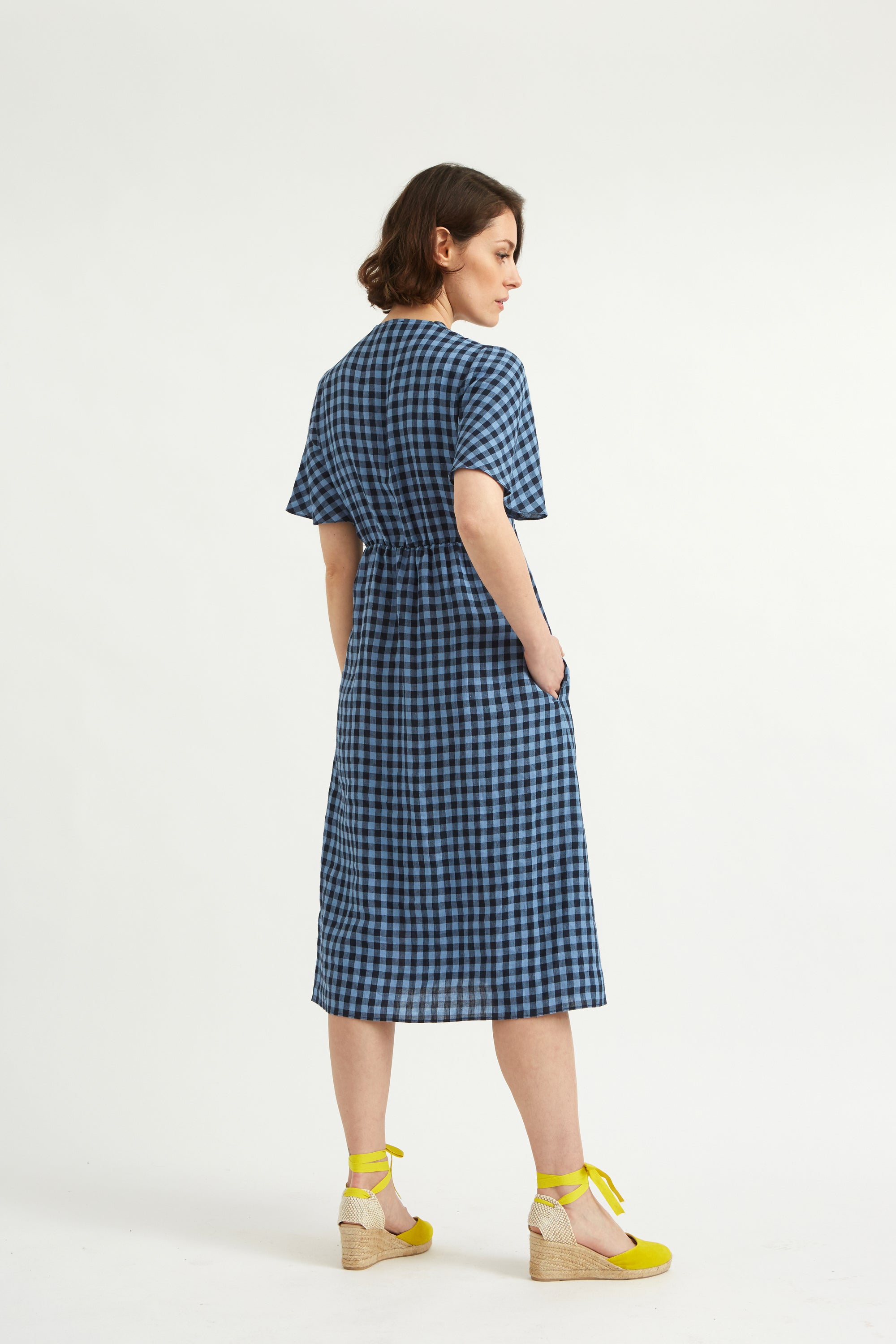 Irish Linen Gingham Dress. Pull-on style. Short sleeve. V neck . Knee length
