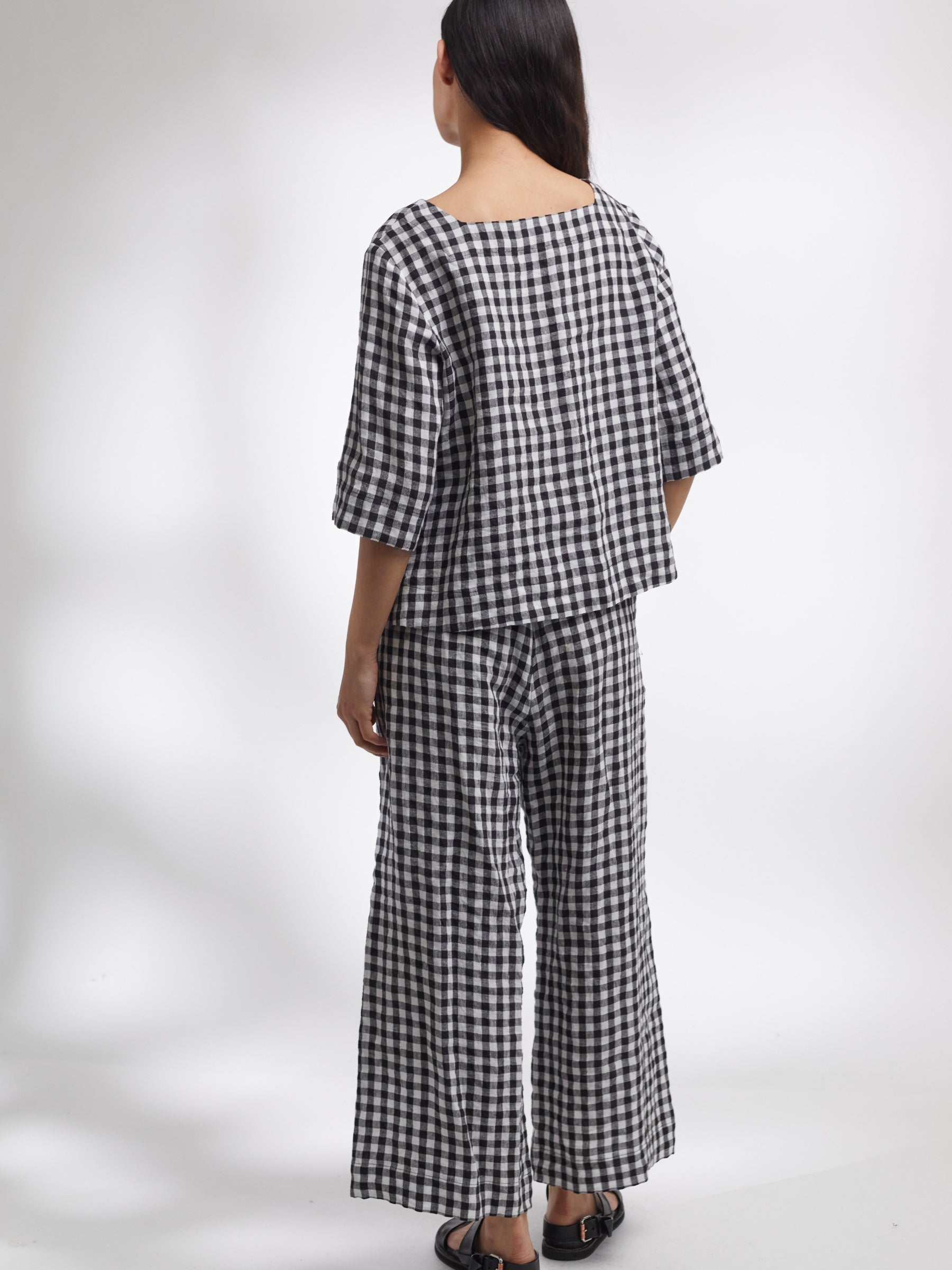 Padstow Top in Black and White Gingham Irish Linen