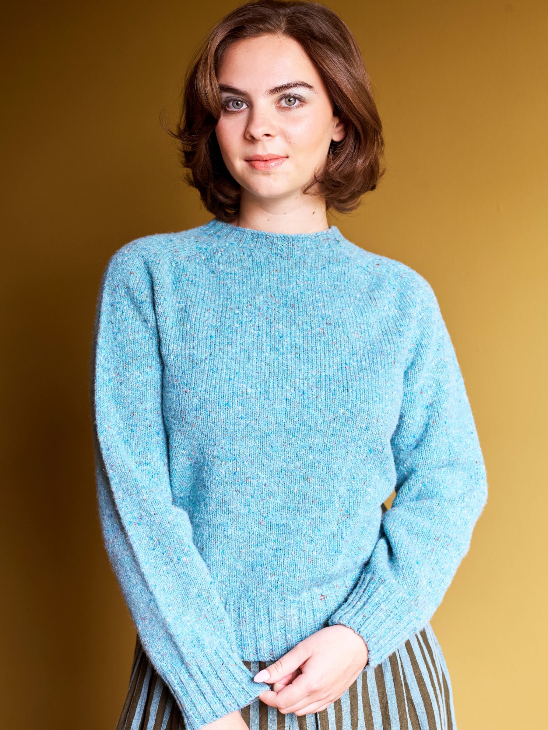 Cropped Crew-Neck in Mineral Blue