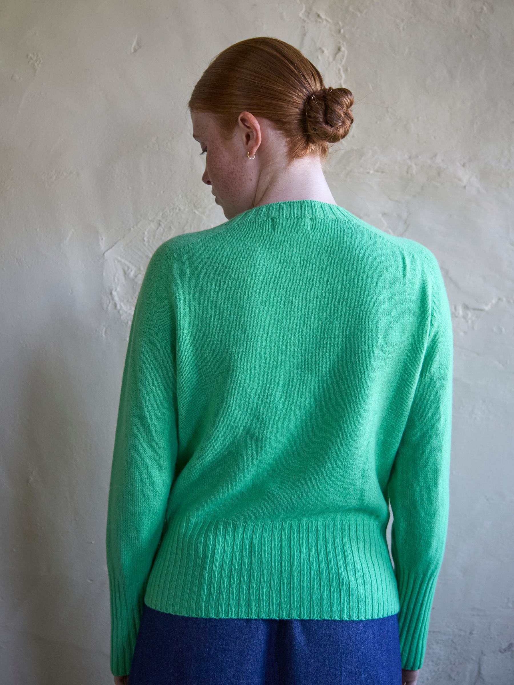 Iona Cardigan in Apple Lambswool