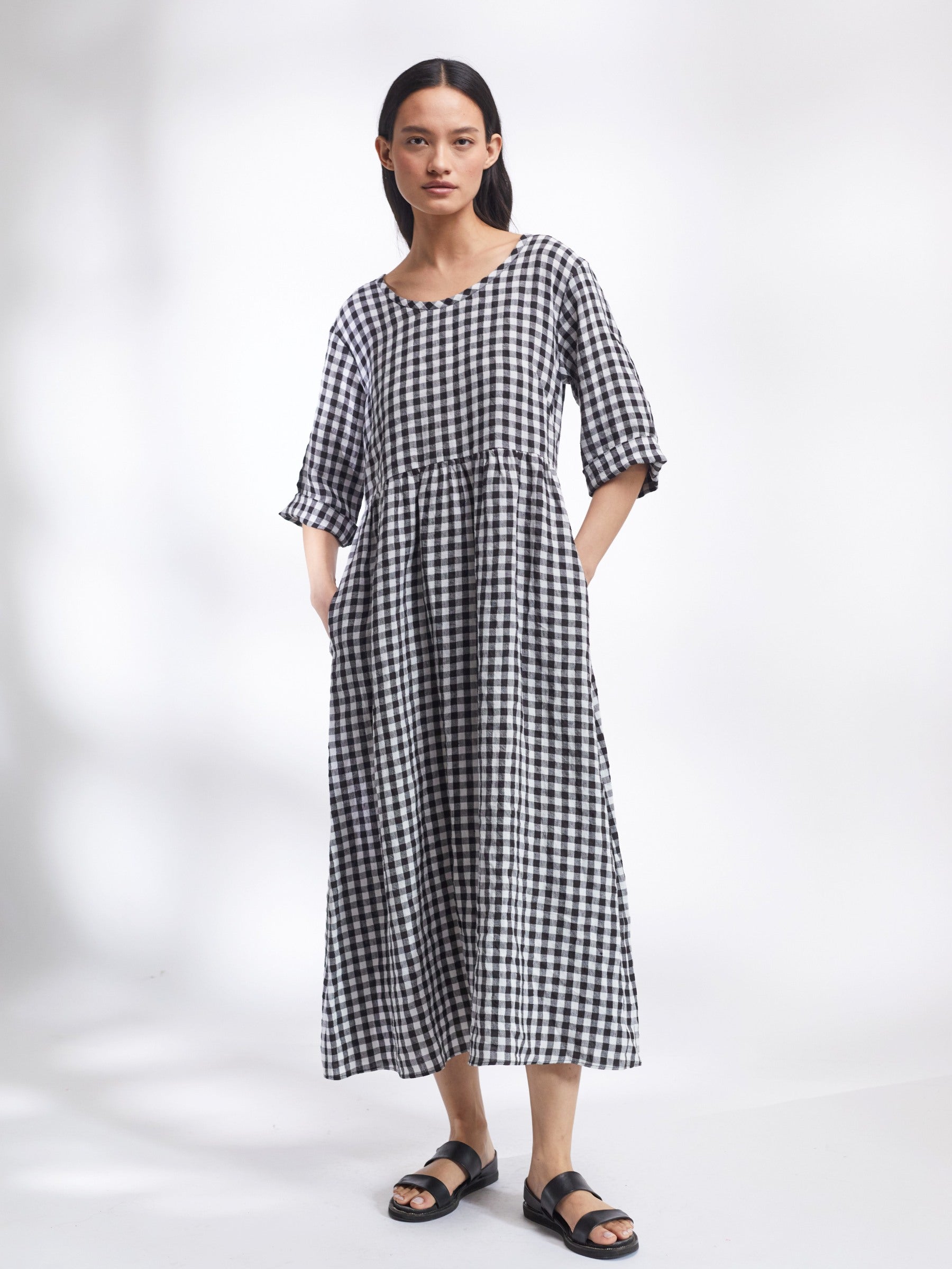 T-shirt dress in gingham lrish Linen | Justine Tabak | Made in England