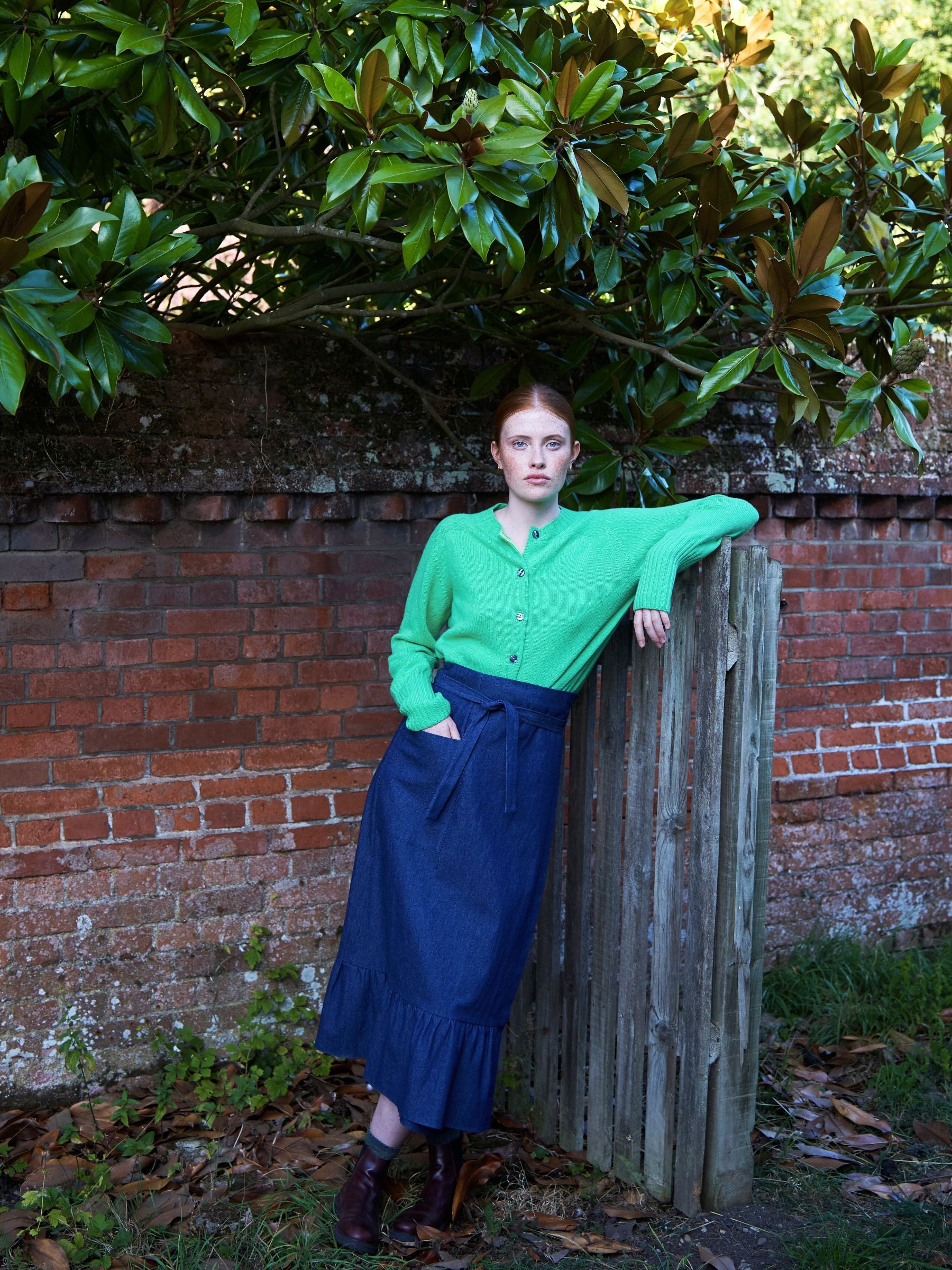 Iona Cardigan in Apple Lambswool