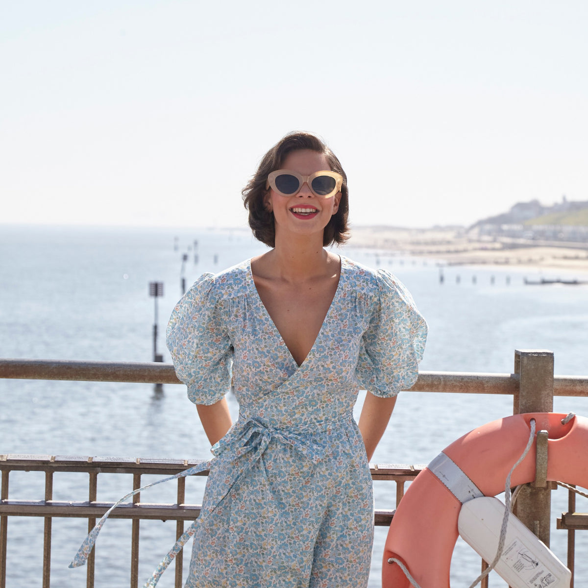 cute long sleeve mini dress Agenda Evening Dress Long Chiffon JOLEE KEYHOLE DRESS Colour:Peach very fitted at natural