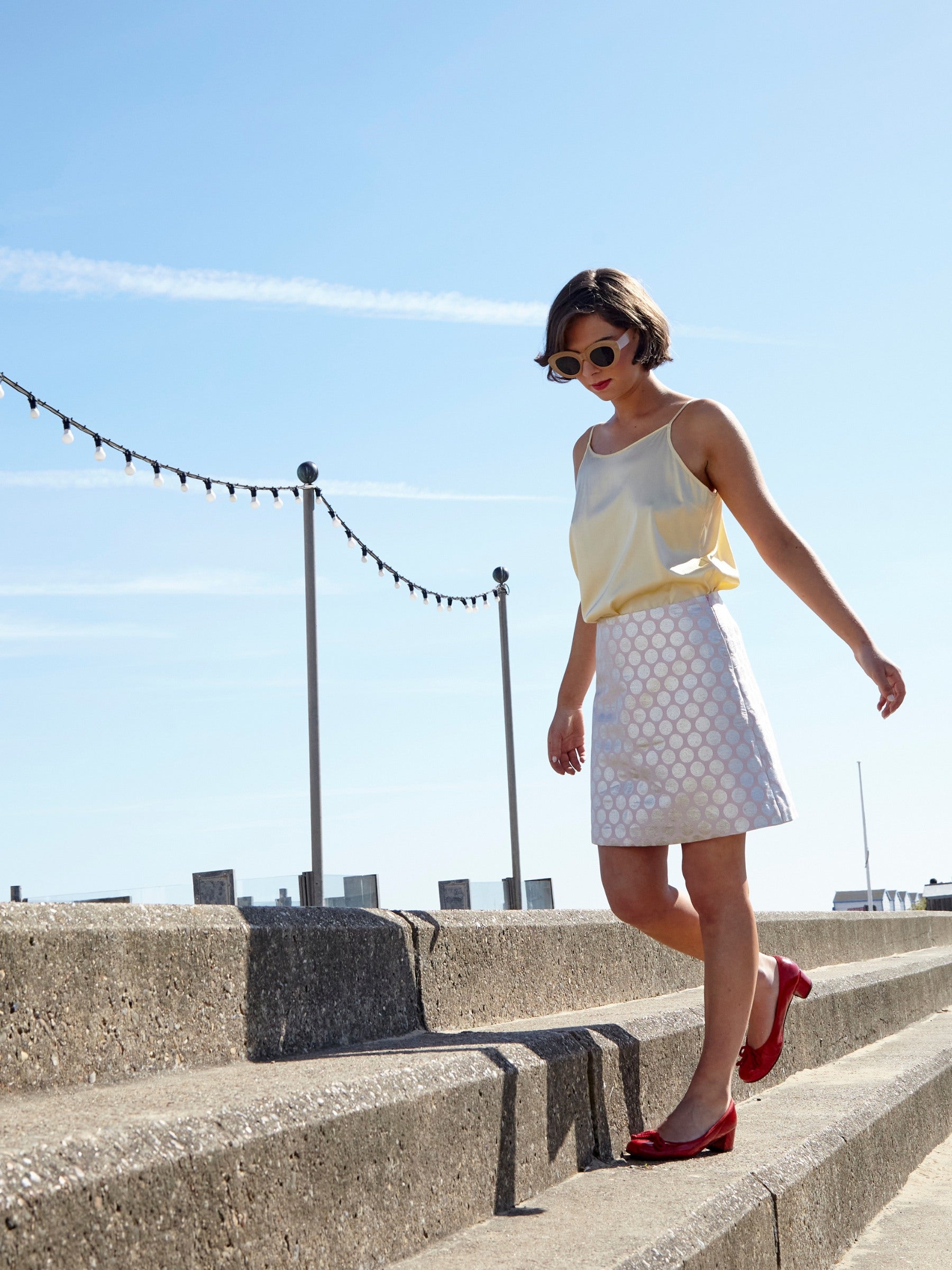Sixties Mini Skirt in Silver and Pink Brocade Spot
