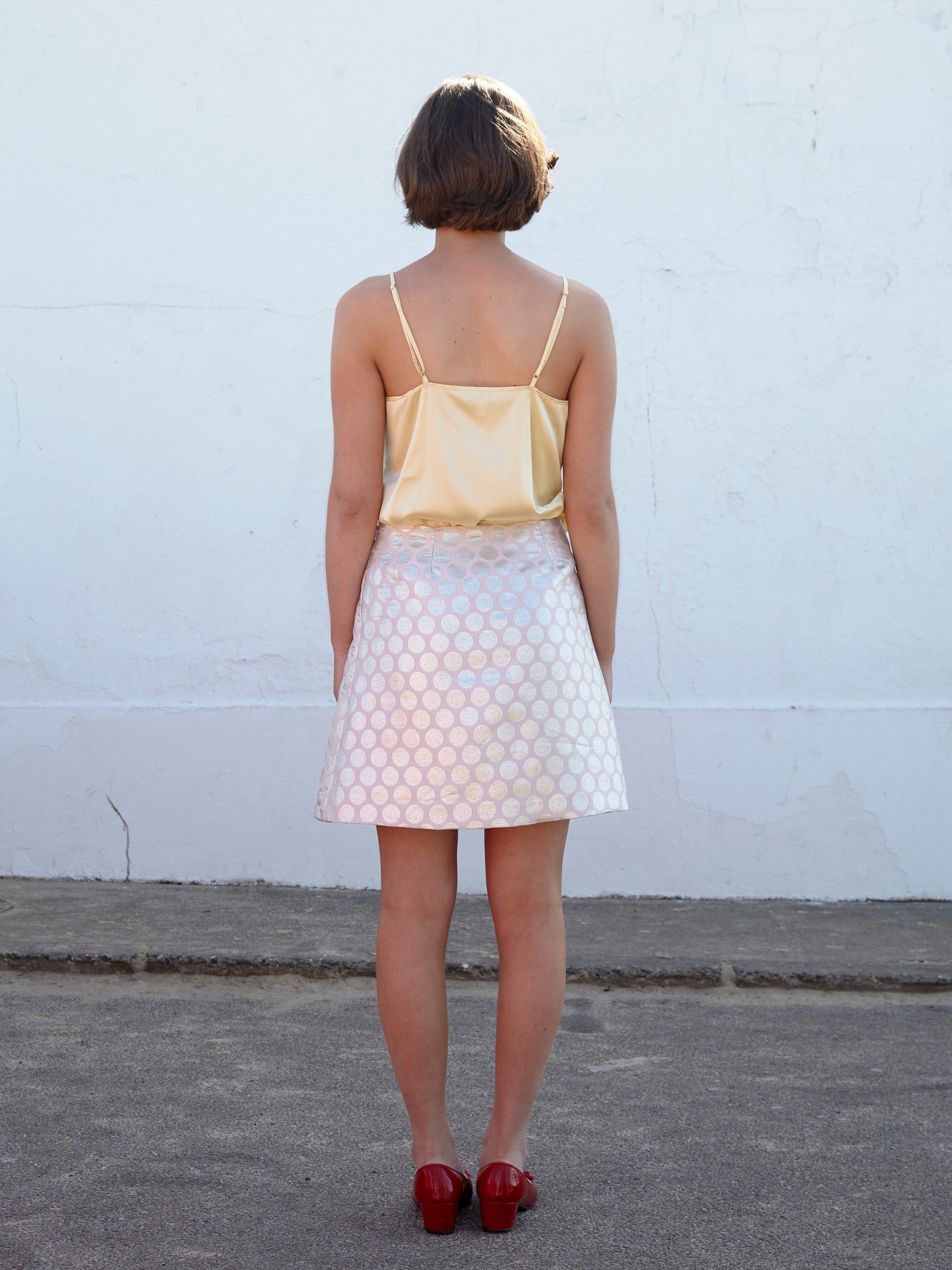 Sixties Mini Skirt in Silver and Pink Brocade Spot
