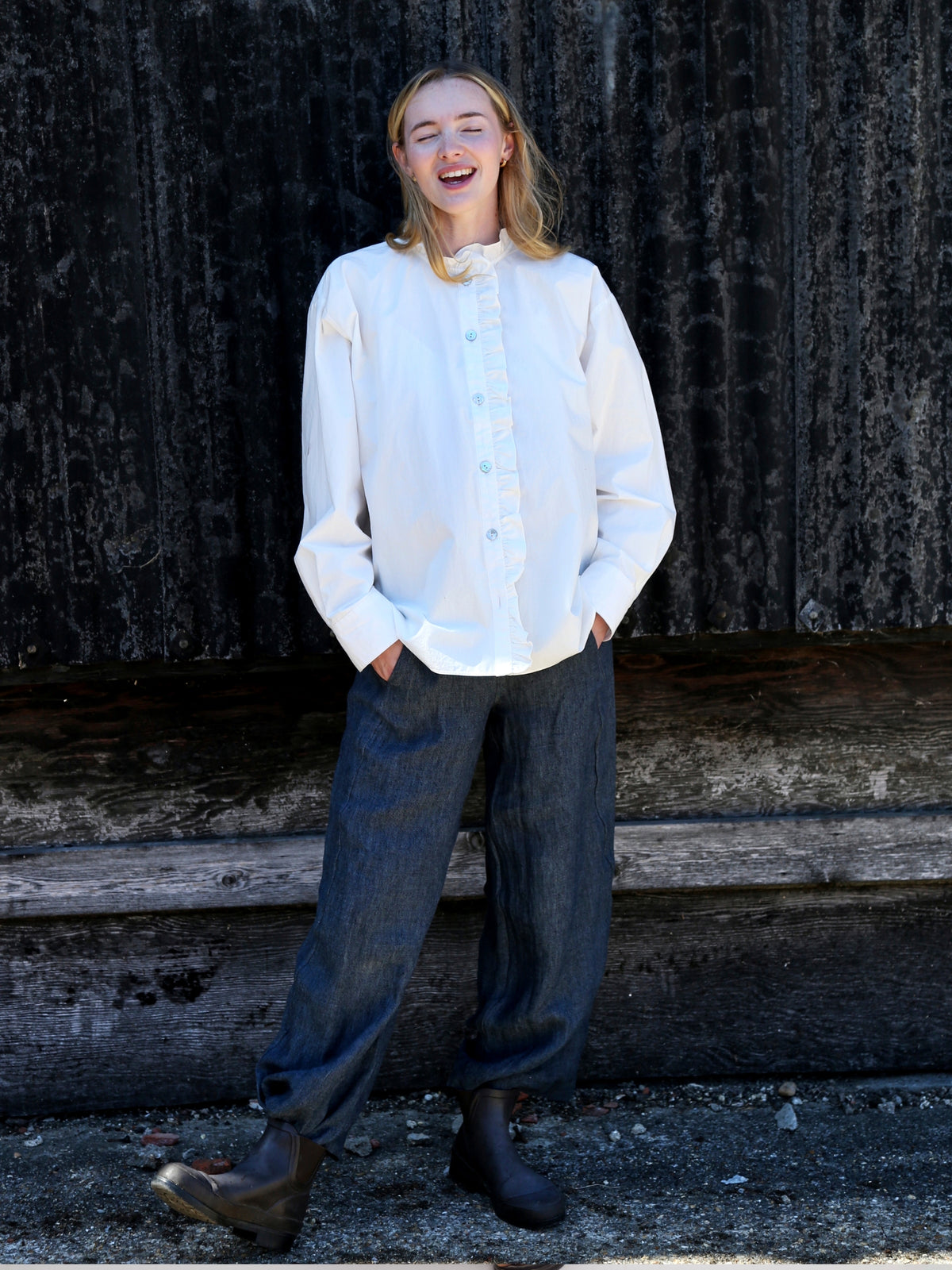 Hove Trouser in Ink Irish Linen Twill