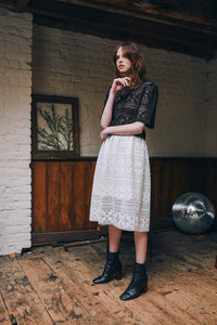 The Nottingham Lace Skirt in Pearl